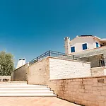 Beautiful Torre Iii With Sauna In Tar Tar-Vabriga