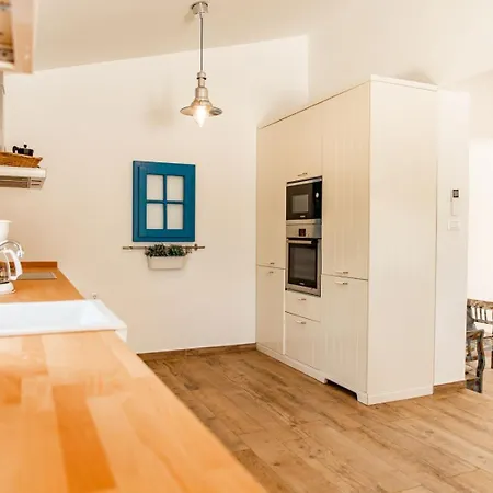 Villa Beautiful Torre Iii With Sauna In Tar Tar-Vabriga