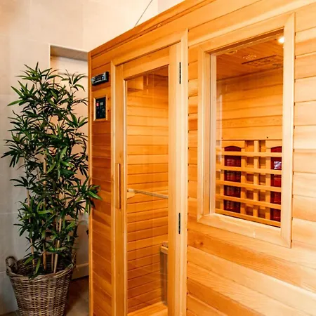 Beautiful Torre Iii With Sauna In Tar Tar-Vabriga