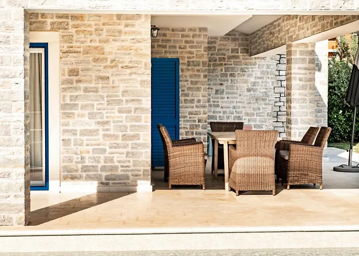 Willa Beautiful Torre Iii With Sauna In Tar Tar-Vabriga