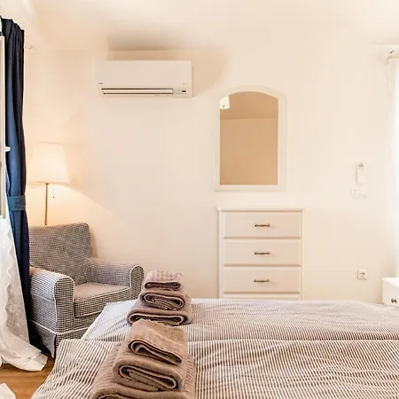 וילה Beautiful Torre Iii With Sauna In Tar Tar-Vabriga
